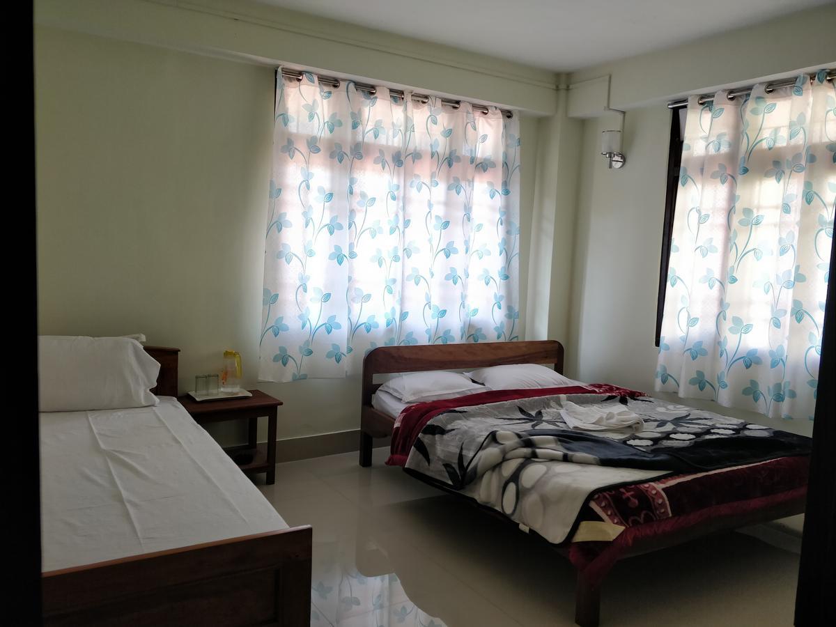 Hotel Pine Leaf Gangtok Luaran gambar