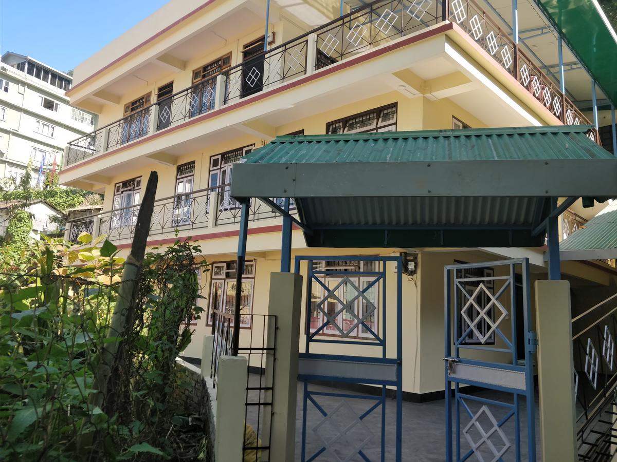 Hotel Pine Leaf Gangtok Luaran gambar